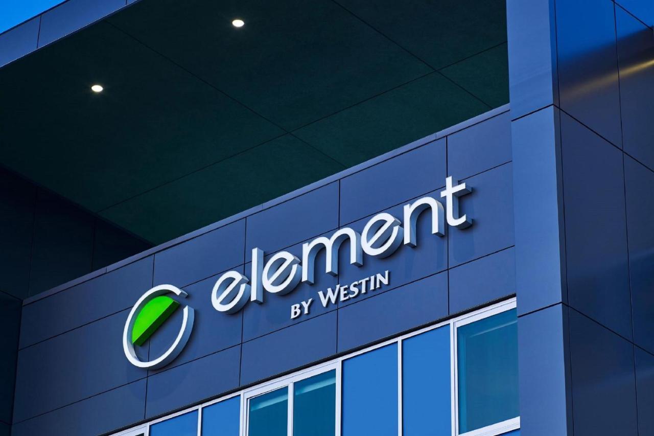 Element Hampton Peninsula Town Center Otel Dış mekan fotoğraf