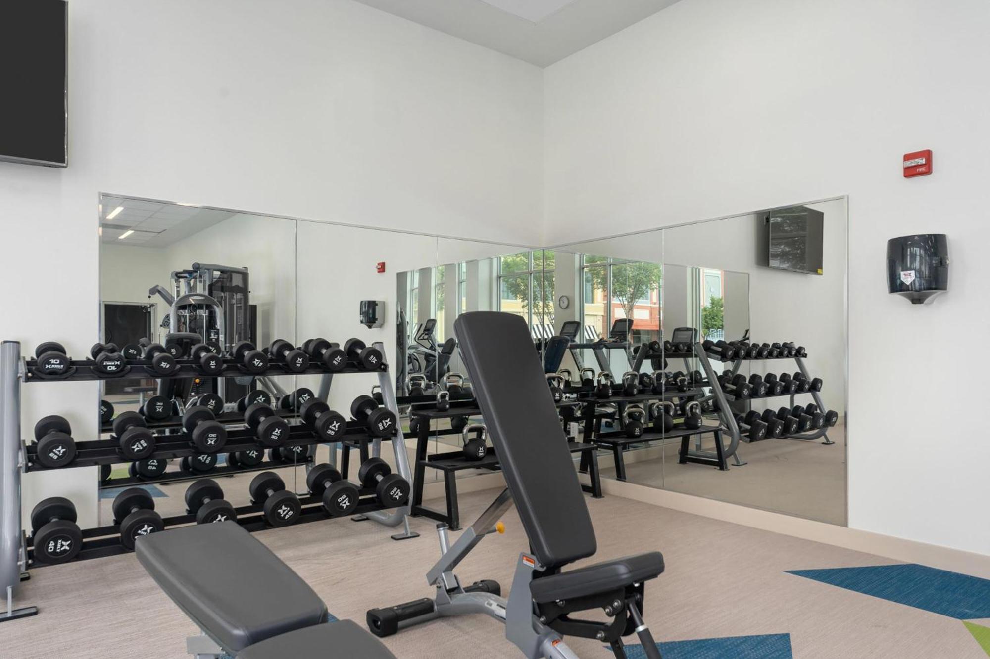 Element Hampton Peninsula Town Center Otel Dış mekan fotoğraf